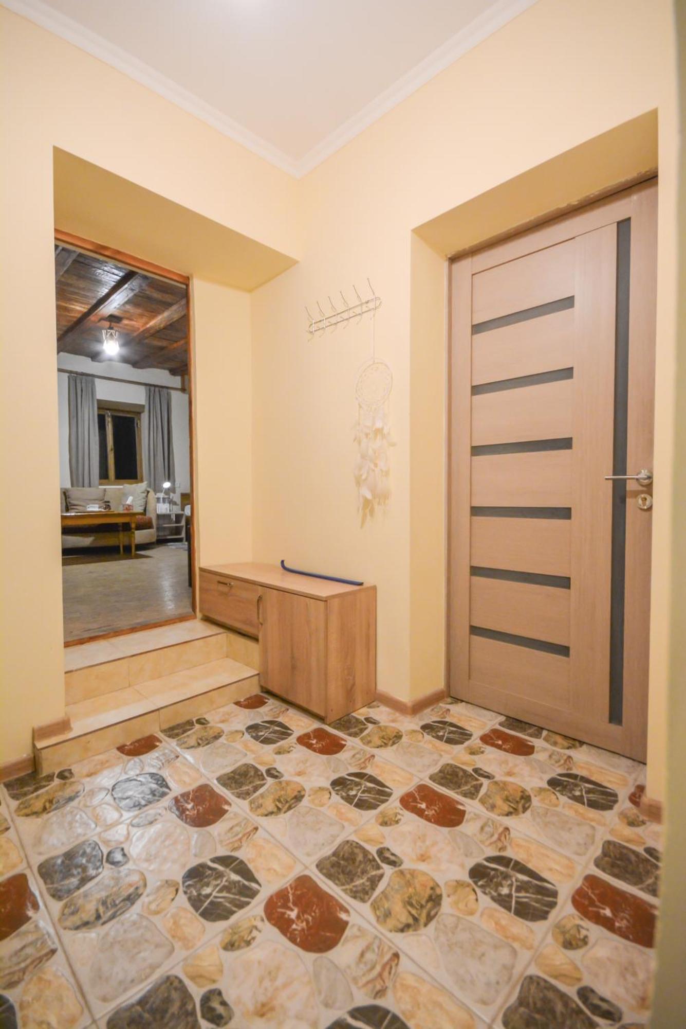 Eleven - 11 Hotel Yeghegnadzor Ngoại thất bức ảnh