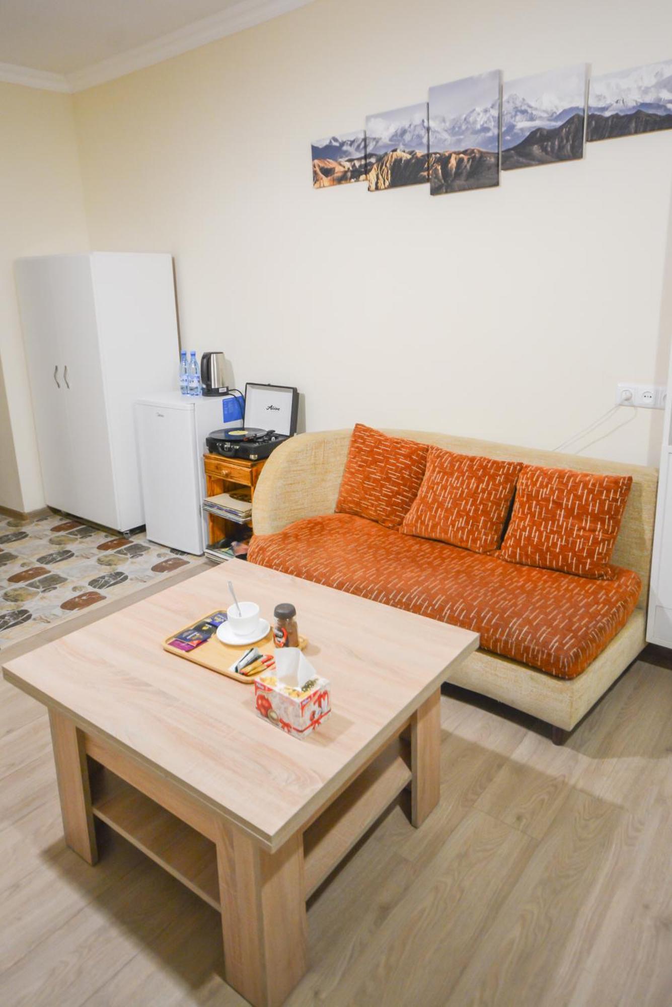 Eleven - 11 Hotel Yeghegnadzor Ngoại thất bức ảnh